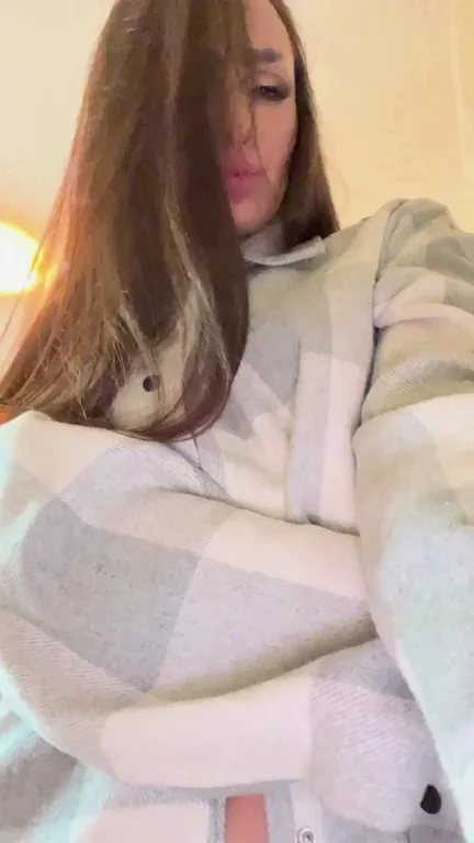 Breed My Tight Pussy or Pull Out? 😈💦