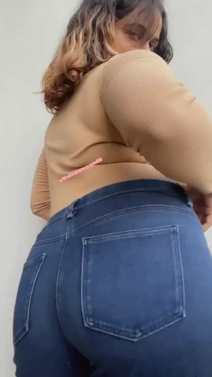 Just your average next door girl with a big booty