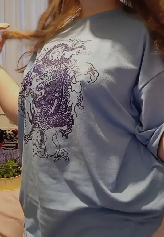 I think a basic t-shirt titty drop is the sexiest ☺️ðŸ™ˆ 18F