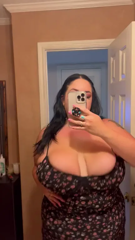 Bouncy Massive Tits 😍🍈🍈