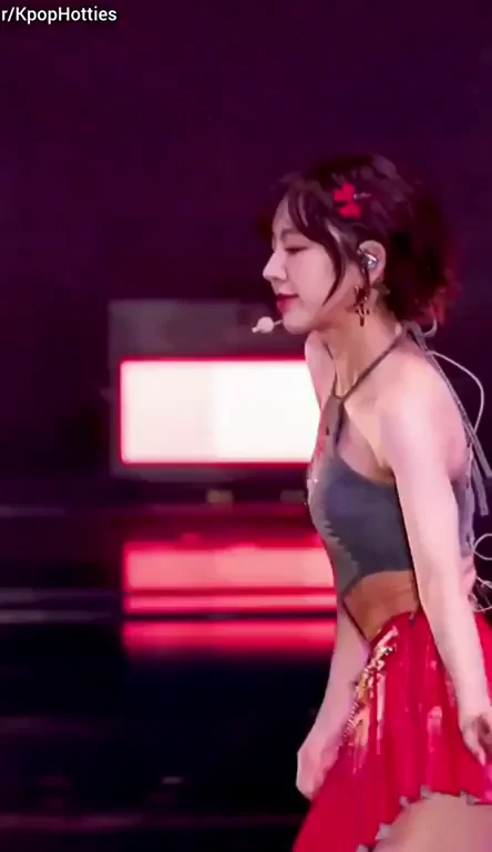 Wendy Shon Red Velvet Tease 🍒🔥