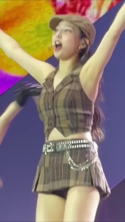 TWICE - Nayeon