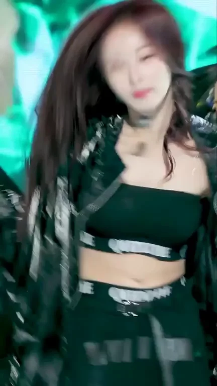 Queenz Eye - Narin