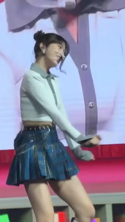 IVE Yujin's Slutty Skirt Tease: K-Pop Idol's Thigh-High Flash