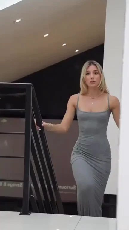 Tight dress stunner
