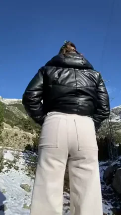 Skiers beware of horny 2004 y/o in the wild