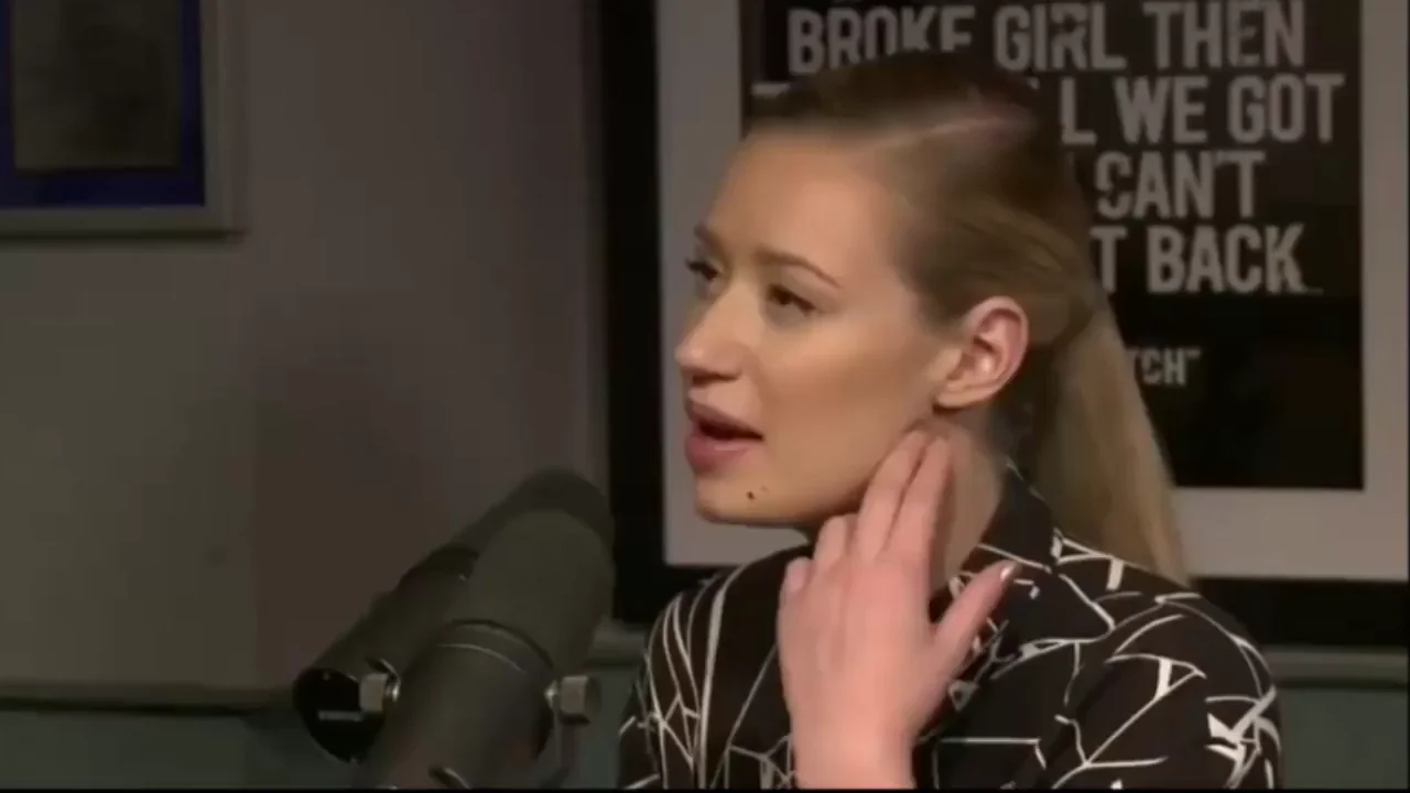 Iggy says watch your fingers