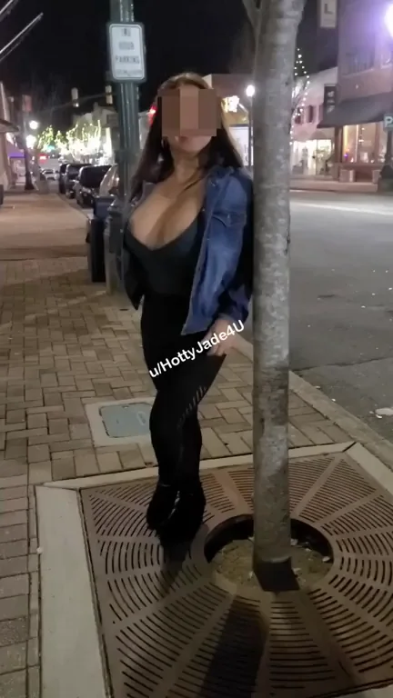 My stacked titties out on the sidewalk