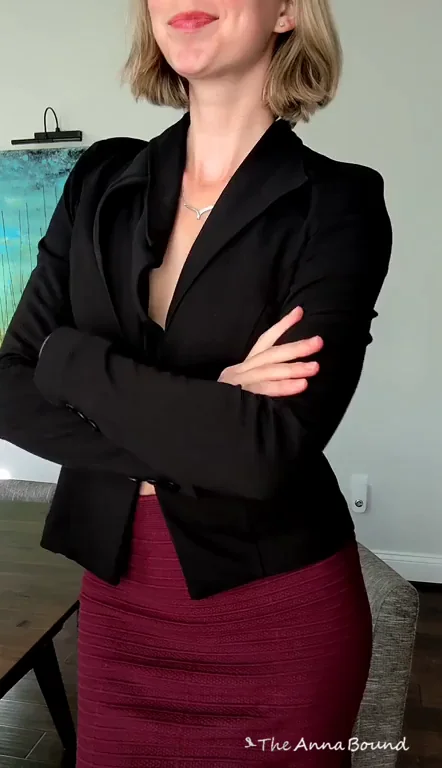 Would you make this Exec in the Boardroom your Slut in the Bedroom? [f]