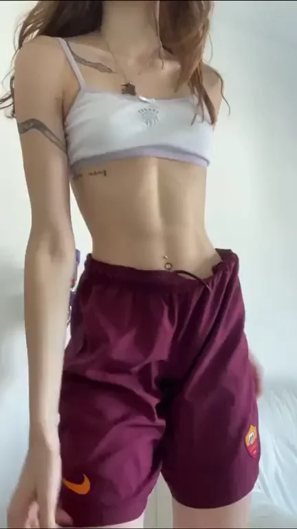 Wanna Feel My Juicy Ass on Your Face?
