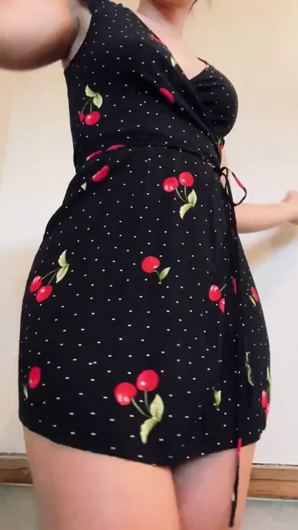 Are My Thick Legs & Juicy Ass Too Much? 🍑🔥