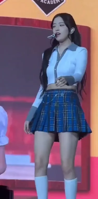 🔥 Yujin IVE Schoolgirl Tease Fap Fuel 💦