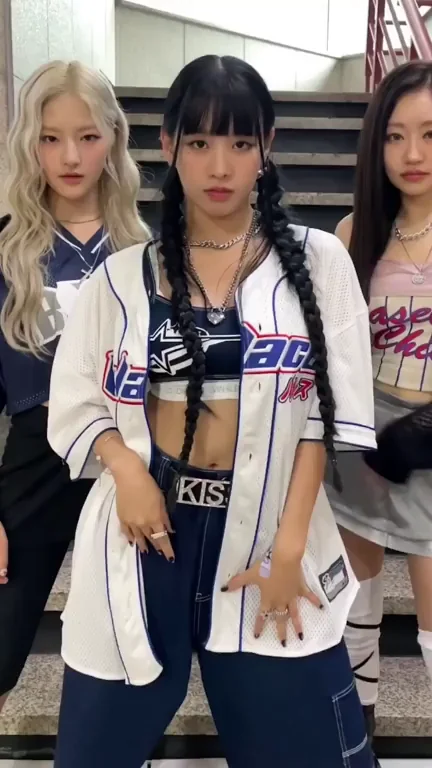 Kiss of Life - Natty ft. Haneul & Julie