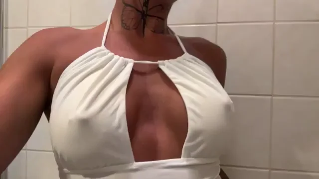 Let Me Bounce on That Dick!