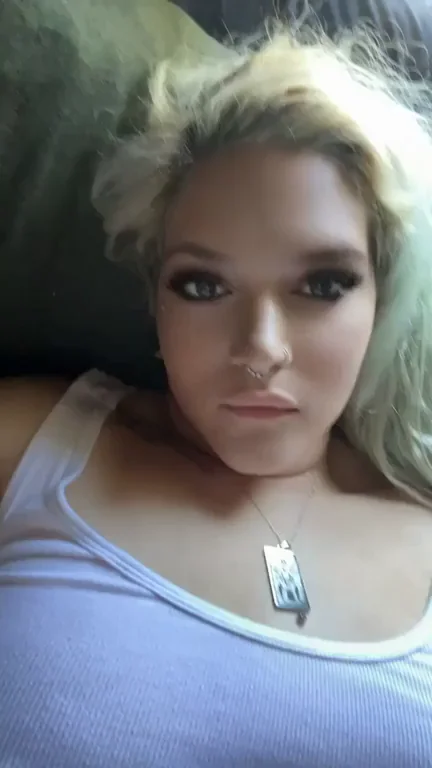 Good Morning Daddy! 😘 Stay in Bed & Worship My Stacked Tits All Day? 💦