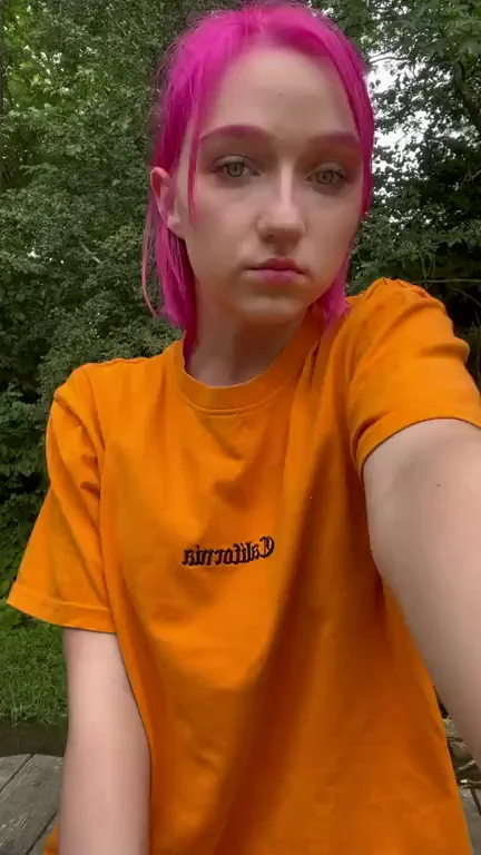You like my small perky titts?