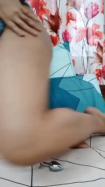 Frisky Asian Slut Teases Her Tight Ass with Butt Plug 😈🍑