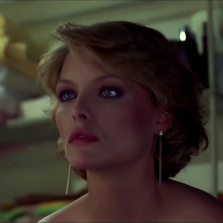Michelle Pfeiffer's Sultry Close-Up Tease 😘💋🔥