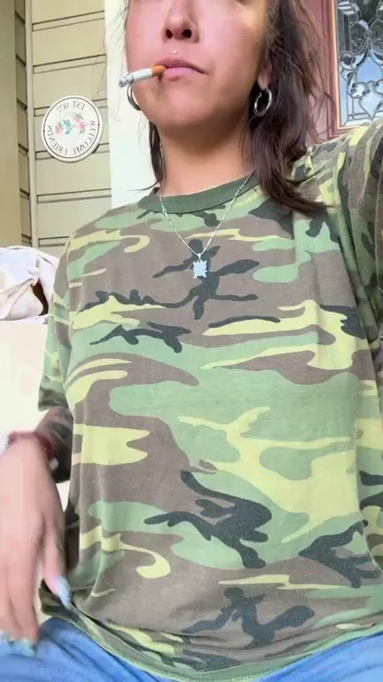 Porch Flashing Slut Gets Pussy Dripping Wet 😈🍑