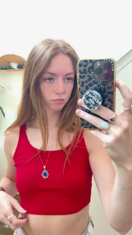 leave a â¤ï¸ for the red top