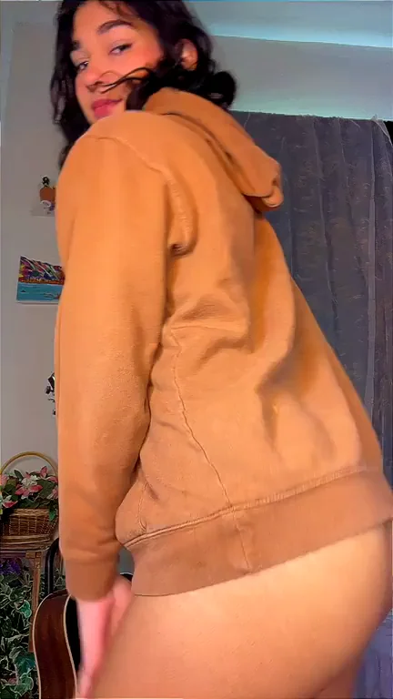 My body needs to be covered in cum