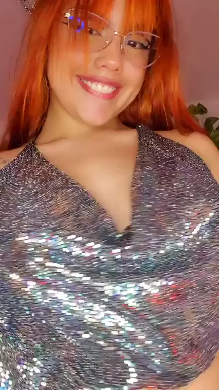 If you like my small boobs you can fuck me!