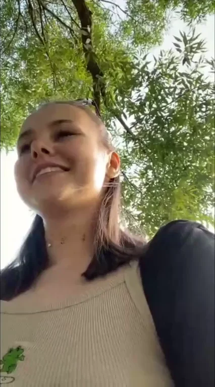Flashing my titties for random guy at park [oc]
