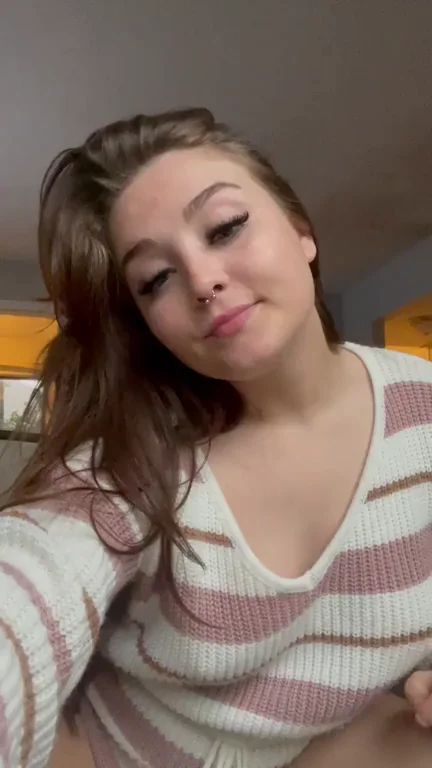 You deserve to fuck a pussy as tight as mine ??