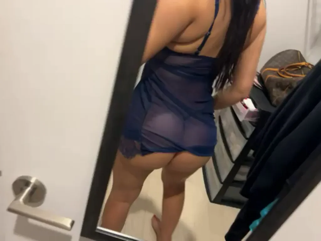 Thick Daddy's Playtoy: Curvy MILF Bends for Brutal Use