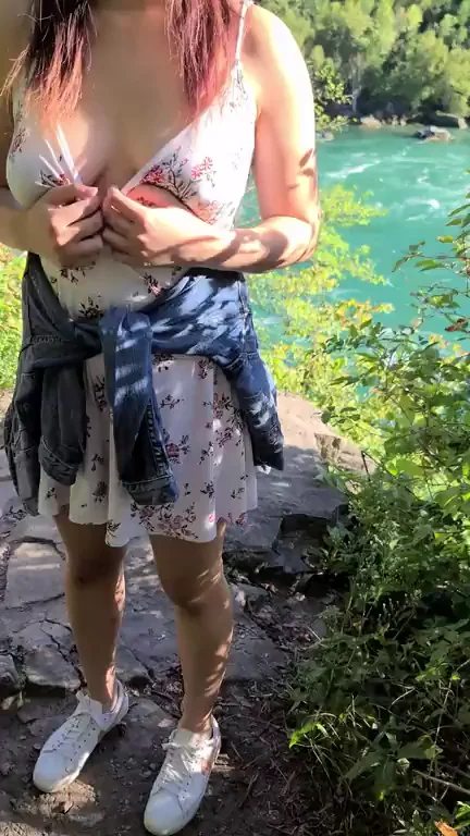 Juicy Tits Tease: What Ya Gonna Do First? 😏💦