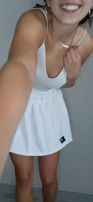 Im only 19 years old but i would fuck every older guy here