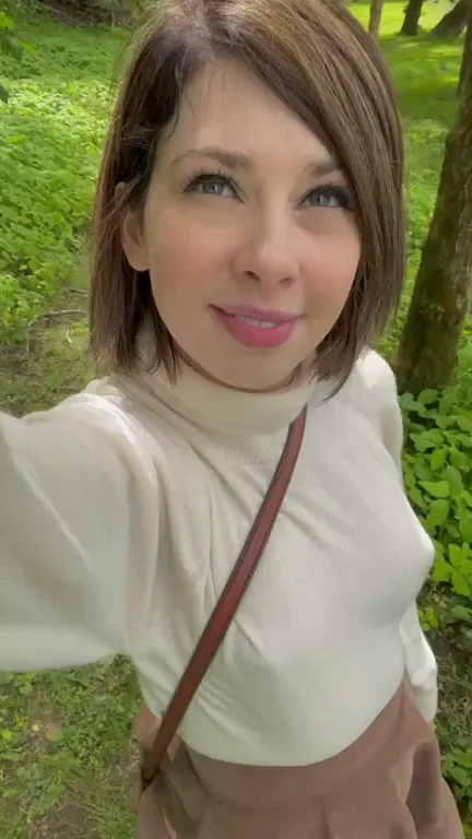 I found a butterfly at the park ;)