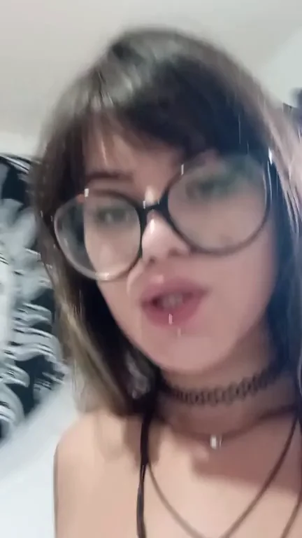 Suck My Juicy Titties & Slap This Curvy Teen Ass 🍒🍑