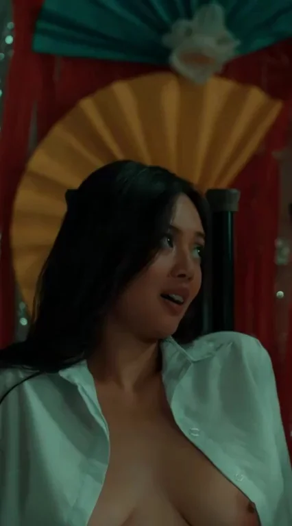 Micaella Raz High on Sex: MILF Tease to Steamy Kiss