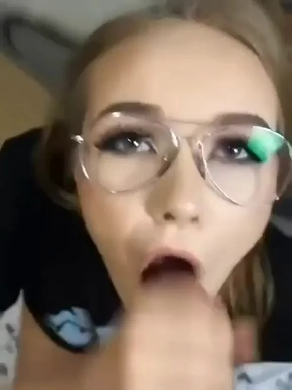 😍 Glasses Blonde Teen Slut Finishes with Cum Swallow 👅💦