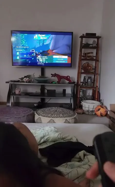 What game would you play while I suck your cock?