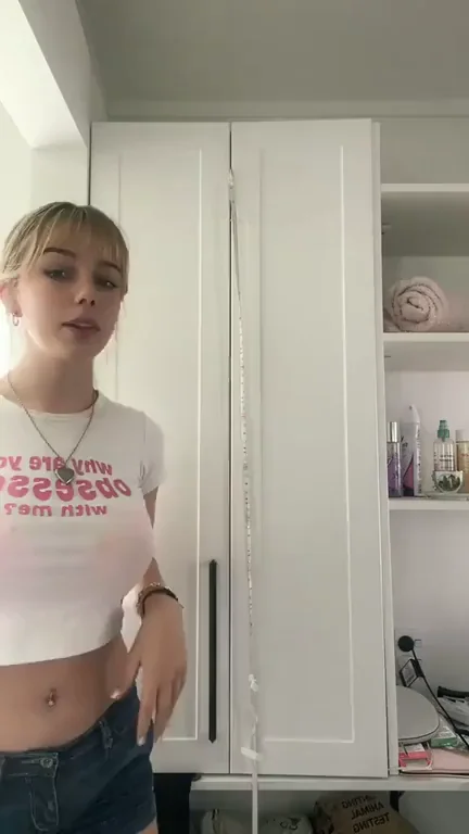 Blonde or Brunette