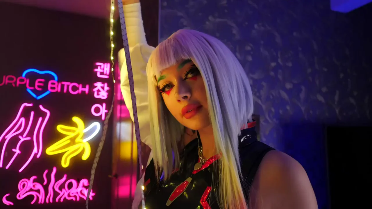 Purple Bitch as Sexy Lucy from Cyberpunk 💜🔥 Latex Tease