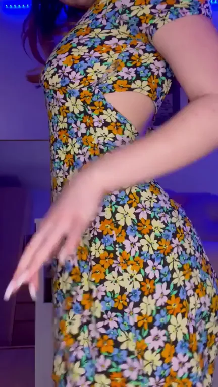 Im flashing my ass for daddy whenever he's horny