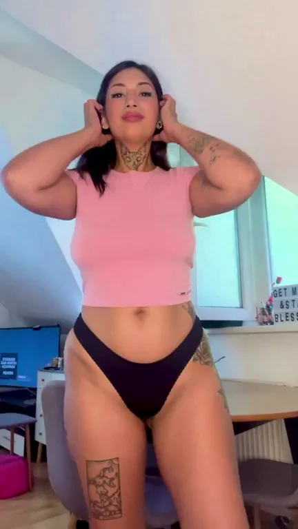 Thick Hottie Drops Massive Tits Harder Than Your Boner 🍈🍈💦
