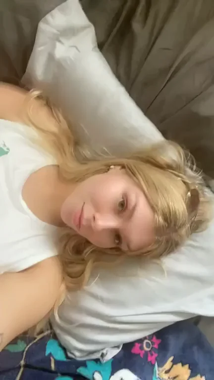 Amateur blonde college slut with big tits. Tit reveal. Titty drop