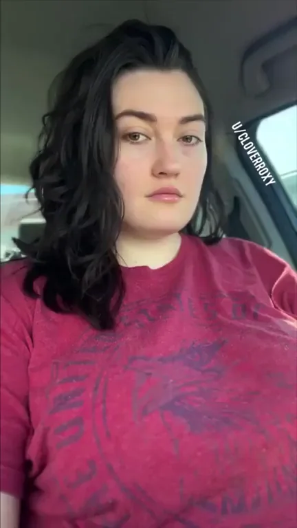 Flashing my 38H melons