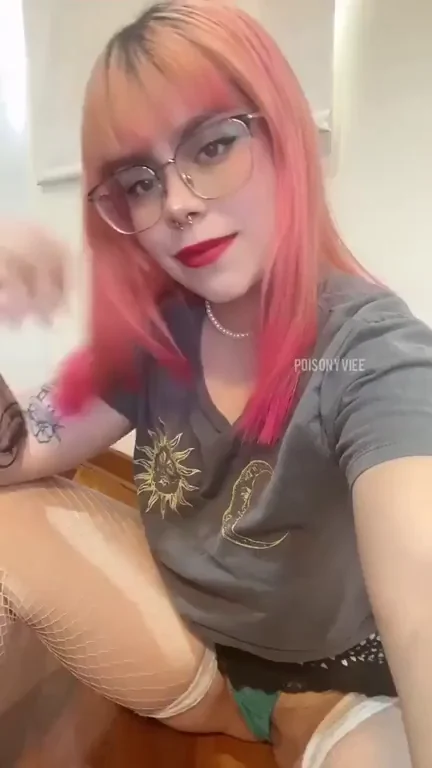 My big tits looks better than my eyes!