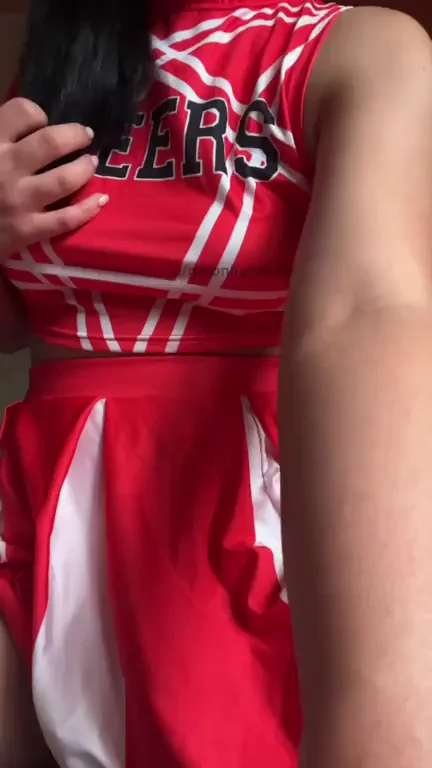 Cheerleader Pussy Cheers! 🏈🍑🔥
