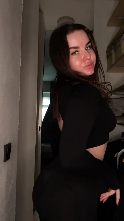 I love to be fucked in the ass like a little whore