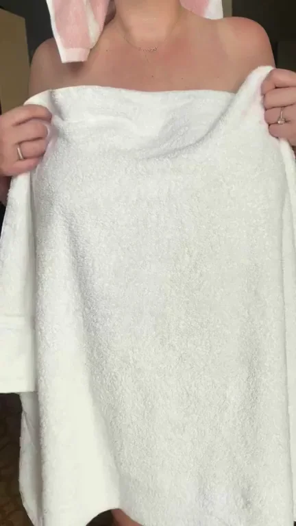 My FFs make me extra busty