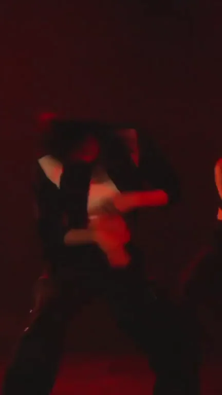 H1-KEY Yel: K-Pop Sluts Shake Those Throbbing Curves