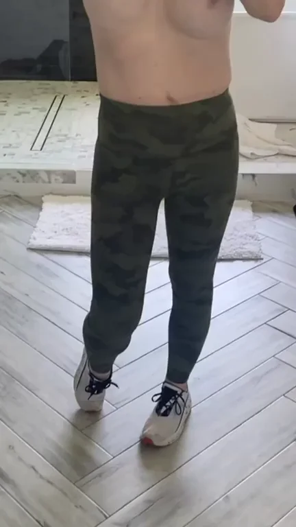 Should I bounce these tits on your 👆„