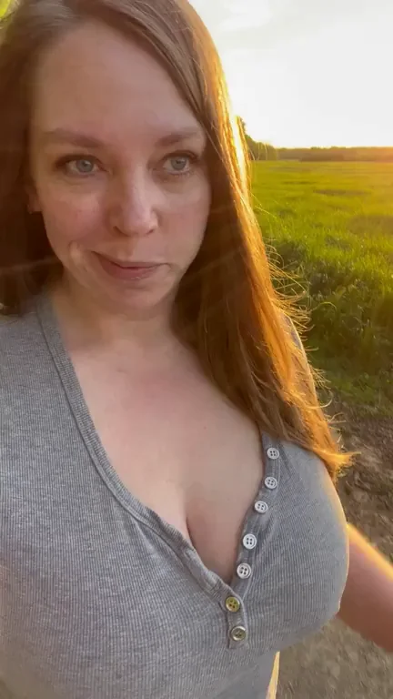 Sunset Glow Poppin' Those Massive Titties in the Field! 🌅🍈🍈
