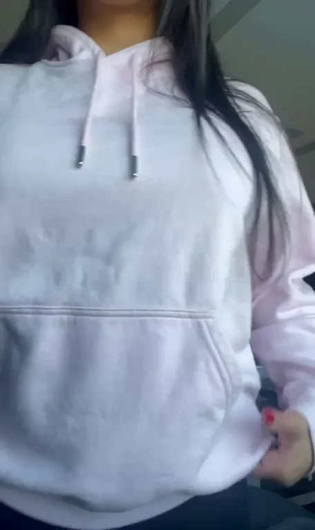 Office Slut's Quick Titty Flash 😈💦